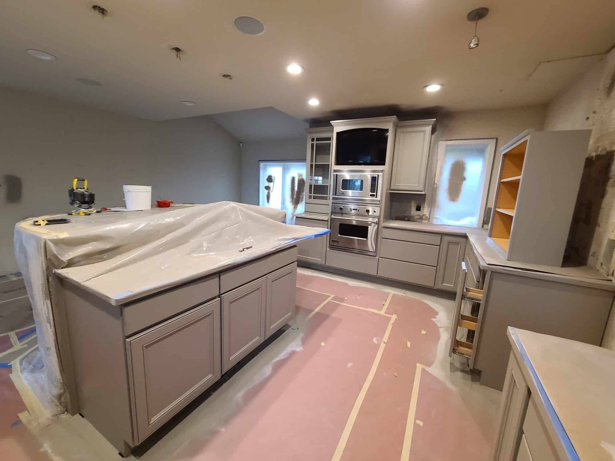 how long for cabinet paint to dry