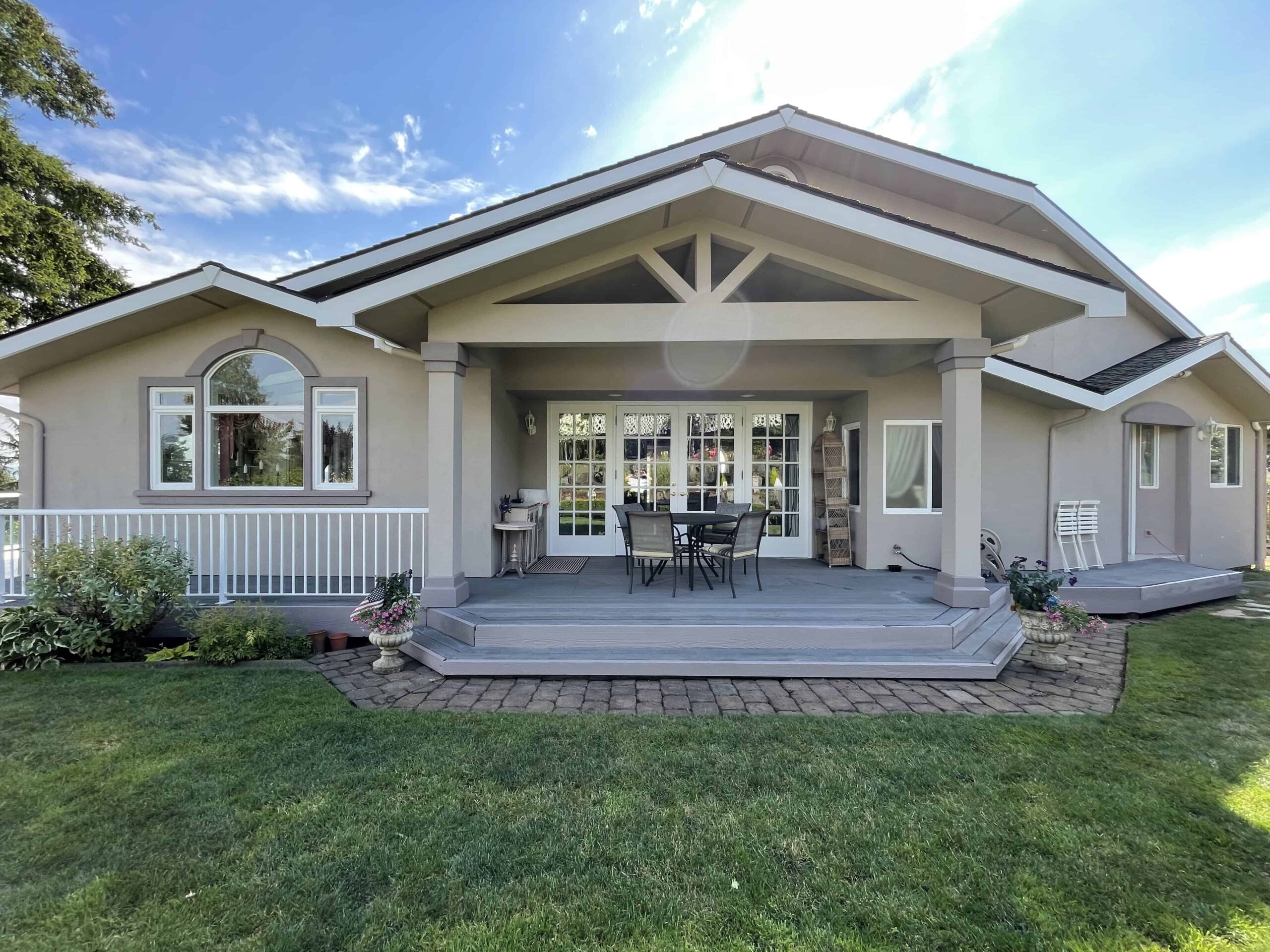 home exterior painting
Key Signs for Repainting Your Home